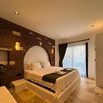 Peri Bed & Breakfast Alacati