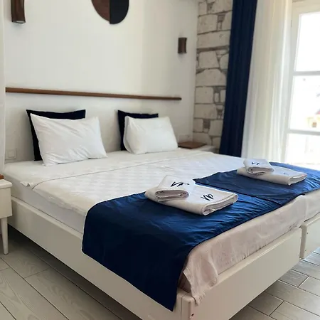 לינה וארוחת בוקר Peri