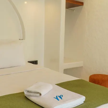 לינה וארוחת בוקר Peri