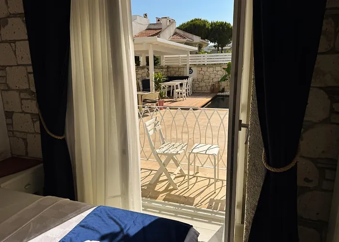 Peri Frühstückspension 4*