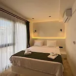 Bed and breakfast Peri 4*