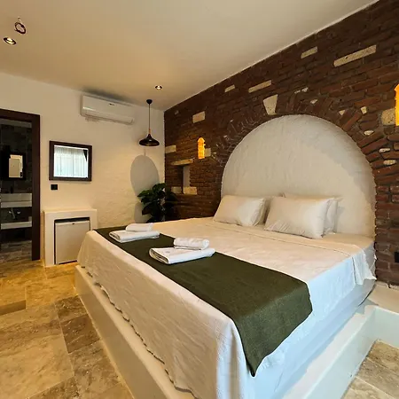 Peri לינה וארוחת בוקר אלאקאטי