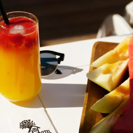 לינה וארוחת בוקר Peri אלאקאטי